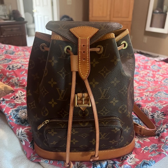Louis Vuitton Montesouris Bookbag - Picture 1 of 8